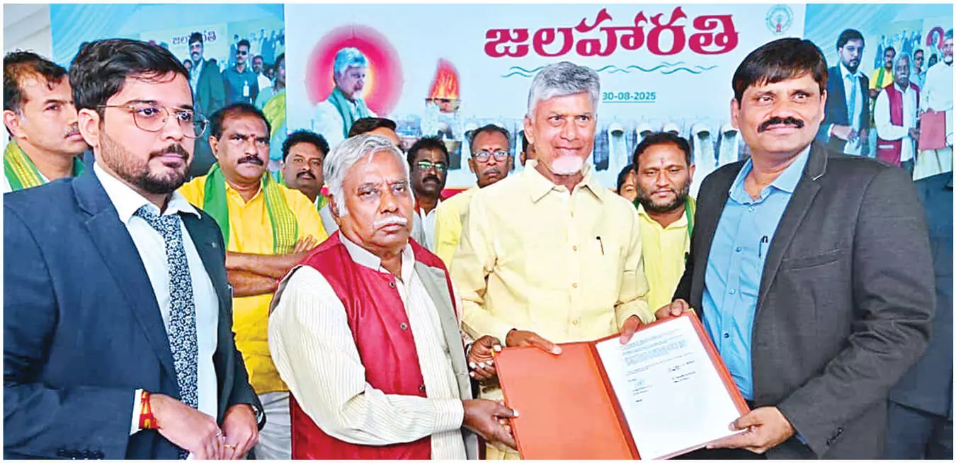 1580814-chandrababu-naidu