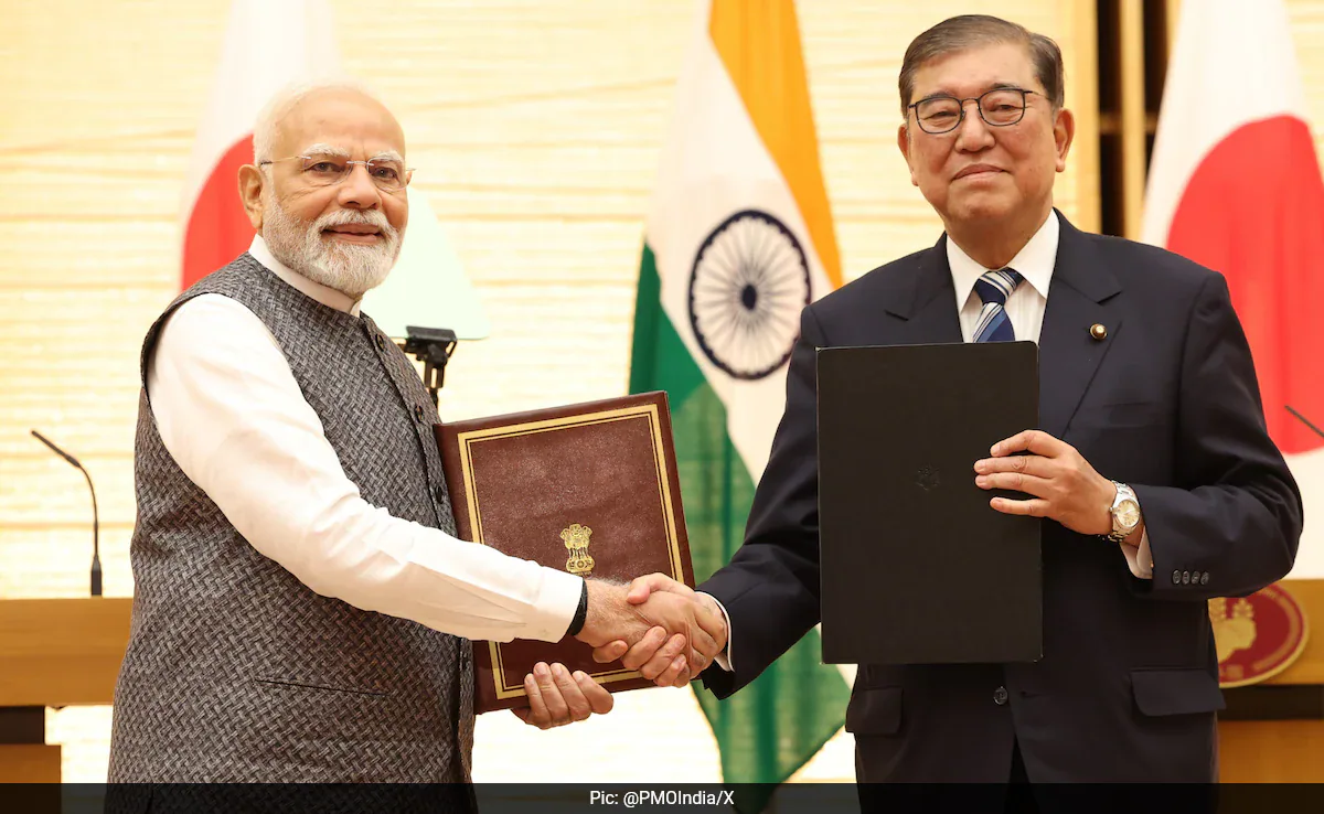 n5nc4cf8_pm-modi-in-japan_625x300_30_August_25
