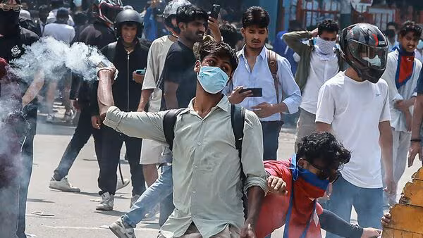 NEPAL-POLITICS-INTERNET-LAW-PROTEST-14_1757358874911_1757358890899