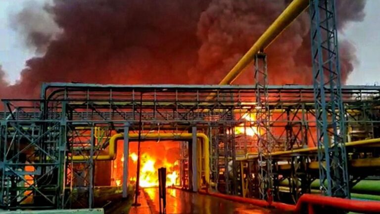 fire-at-ongc-gas-processing-plant_e8d1184c-ce1d-11e9-8e3f-6f5f9fecffe4