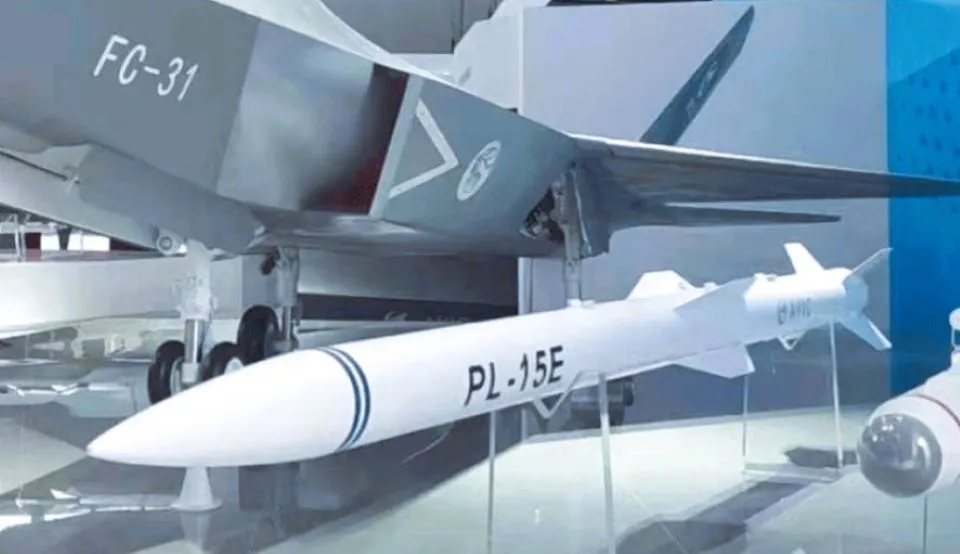 PL-15-E-Missile-