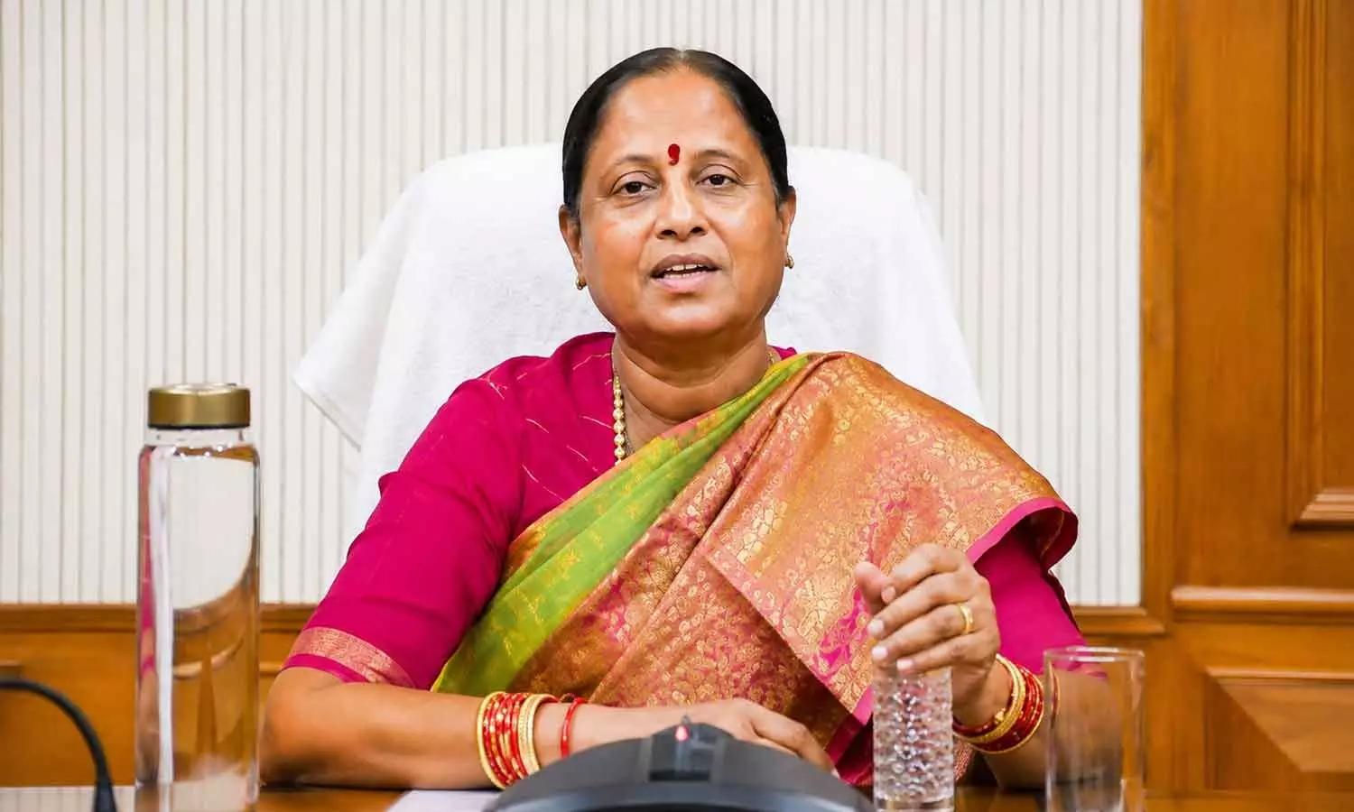 1690345-konda-surekha